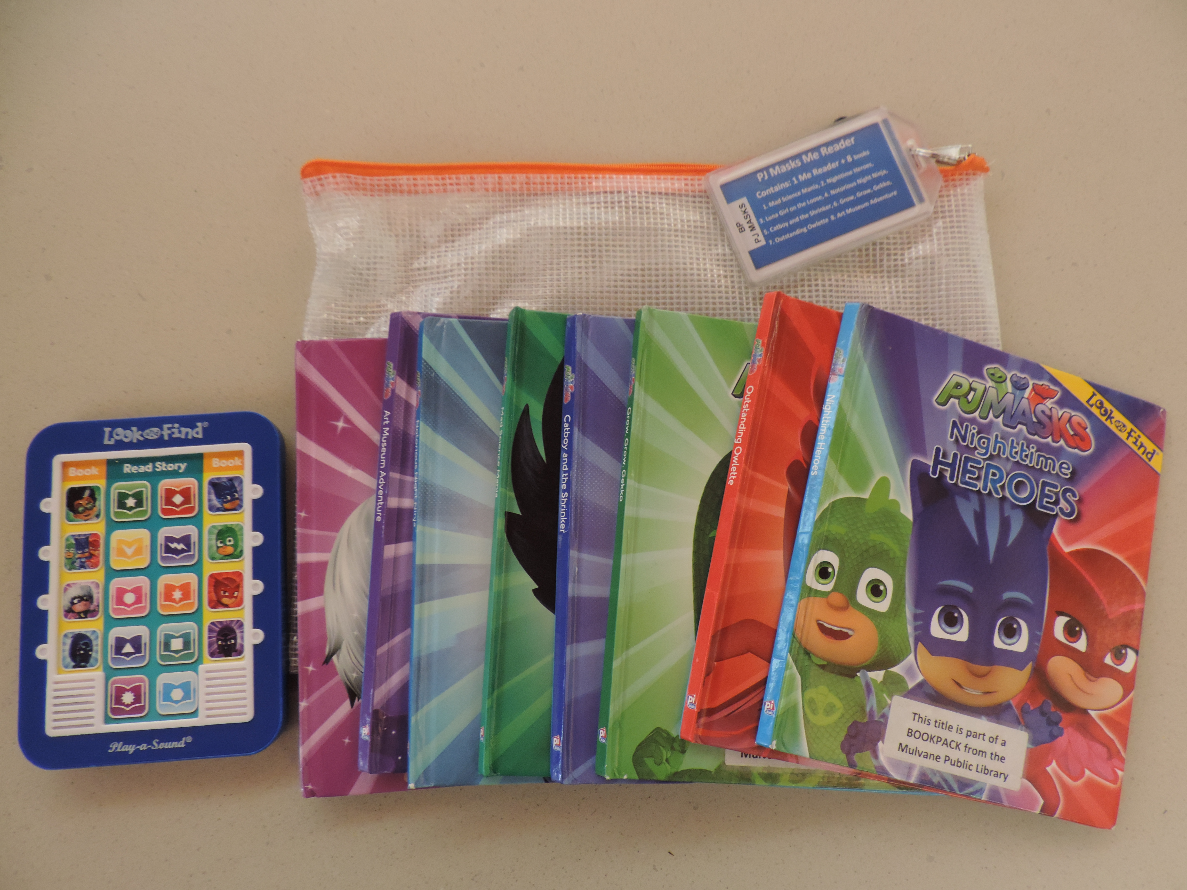 MeReader sounds tablet with 6 books