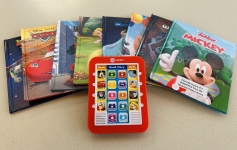 MeReader sounds tablet with 6 books